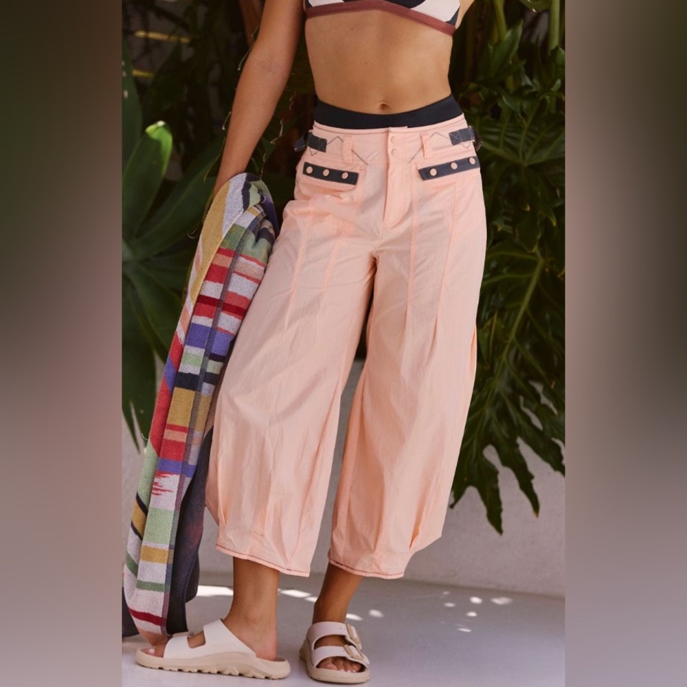 Free People Movement ~ Elevate Crop Pants ~ XS Pastel Peach ~ * NWT * 🏝️ - Picture 9 of 10